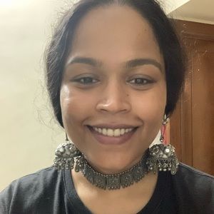 Meet your Posher, Sasha angelica